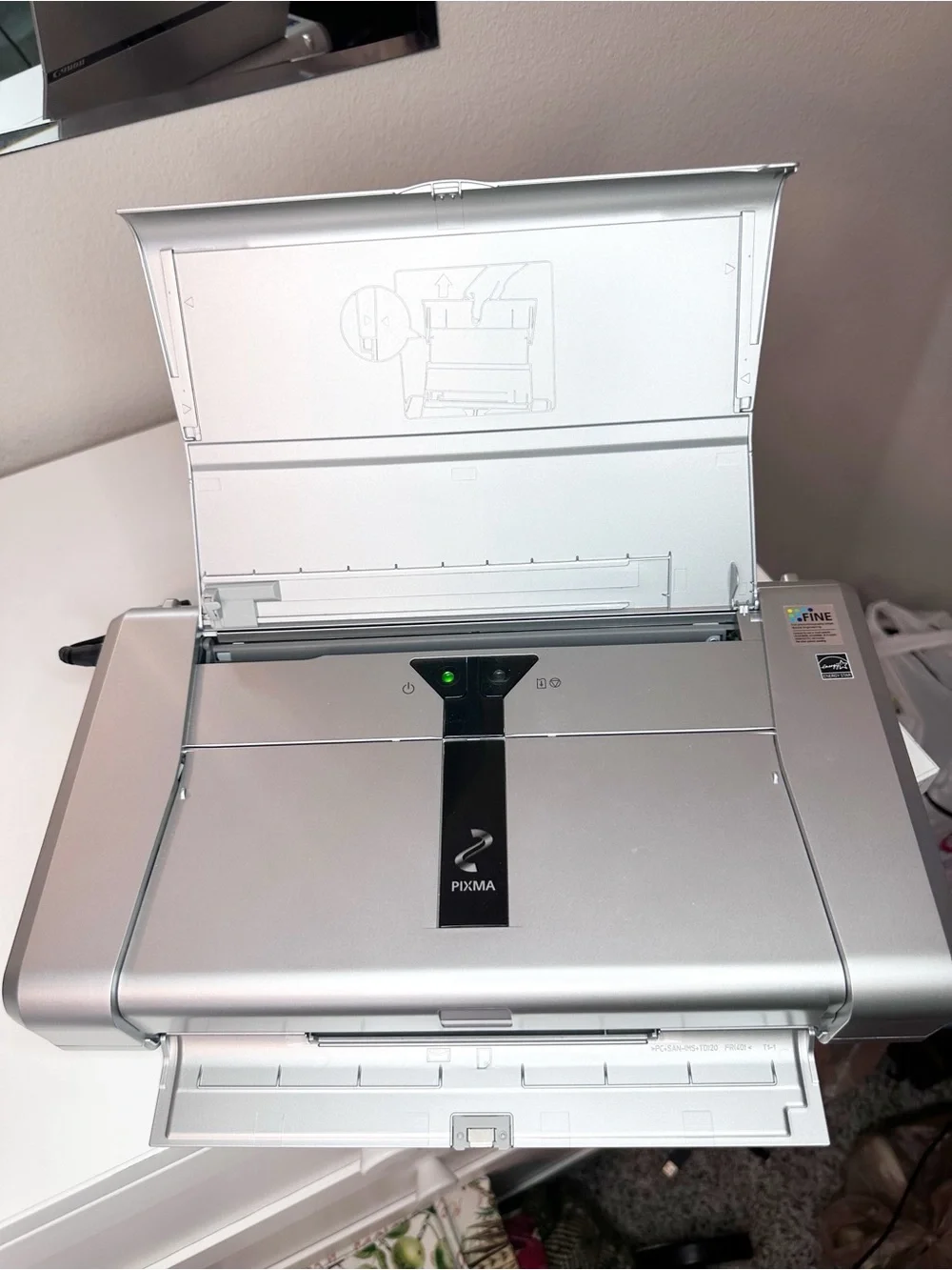 Canon PIXMA iP100 Mobile Inkjet Color and Black Printer with Power Cords